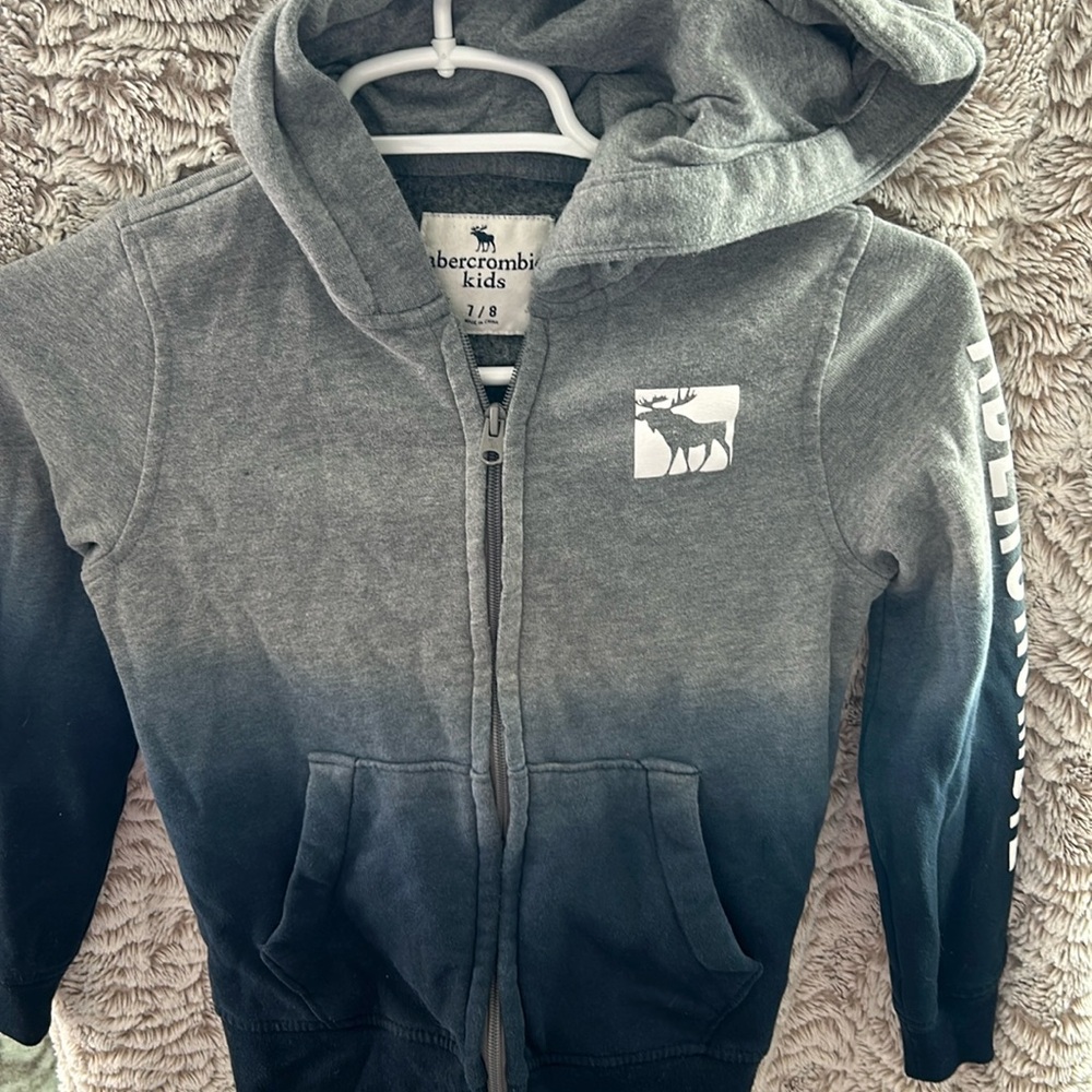 Boys Abercrombie kids zip up hoodie. Size 7/8